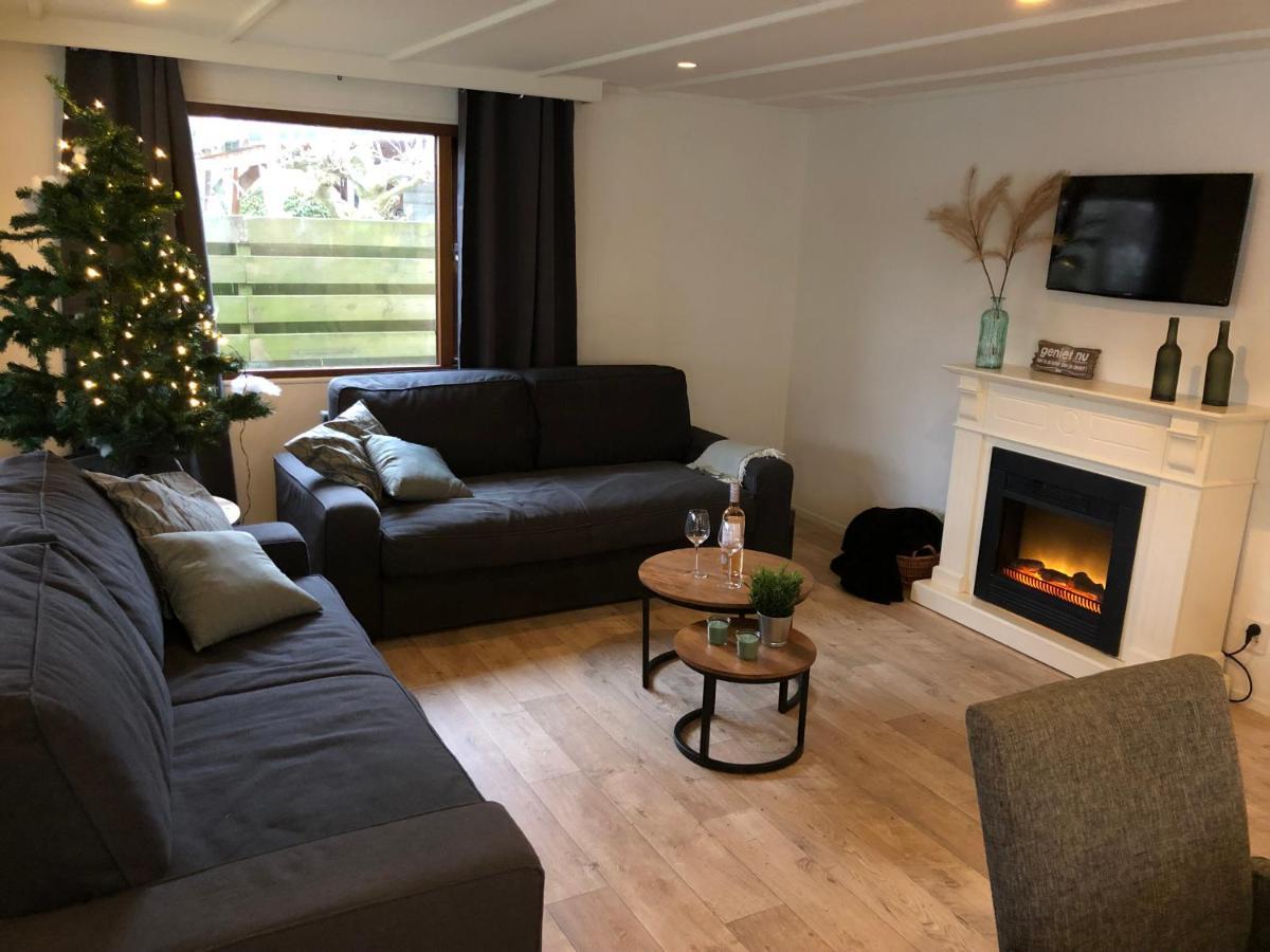 Hottub Forest Chalet Op De Veluwe! بوتِنْ المظهر الخارجي الصورة